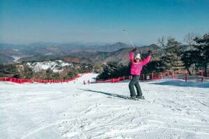 Vivaldi Ski Park in Korea: A day on the slopes