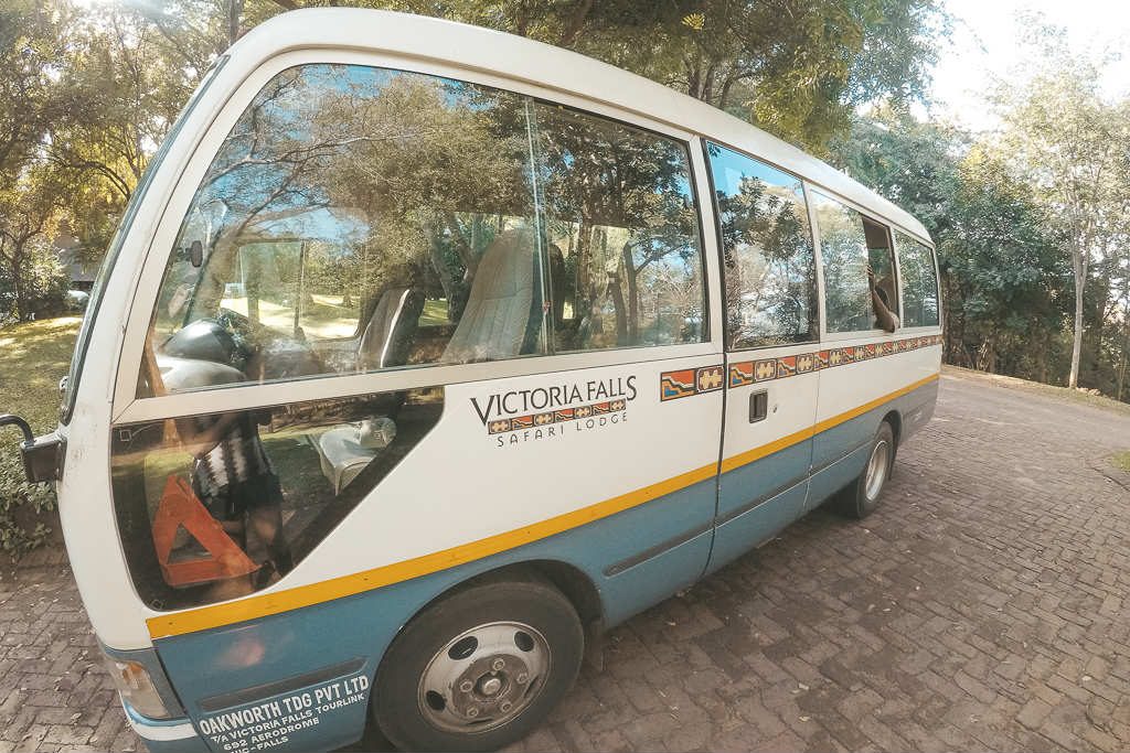 Free shuttle to Victoria Falls Safari Lodge