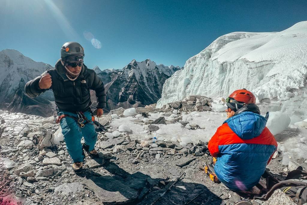 Island Peak crampon point