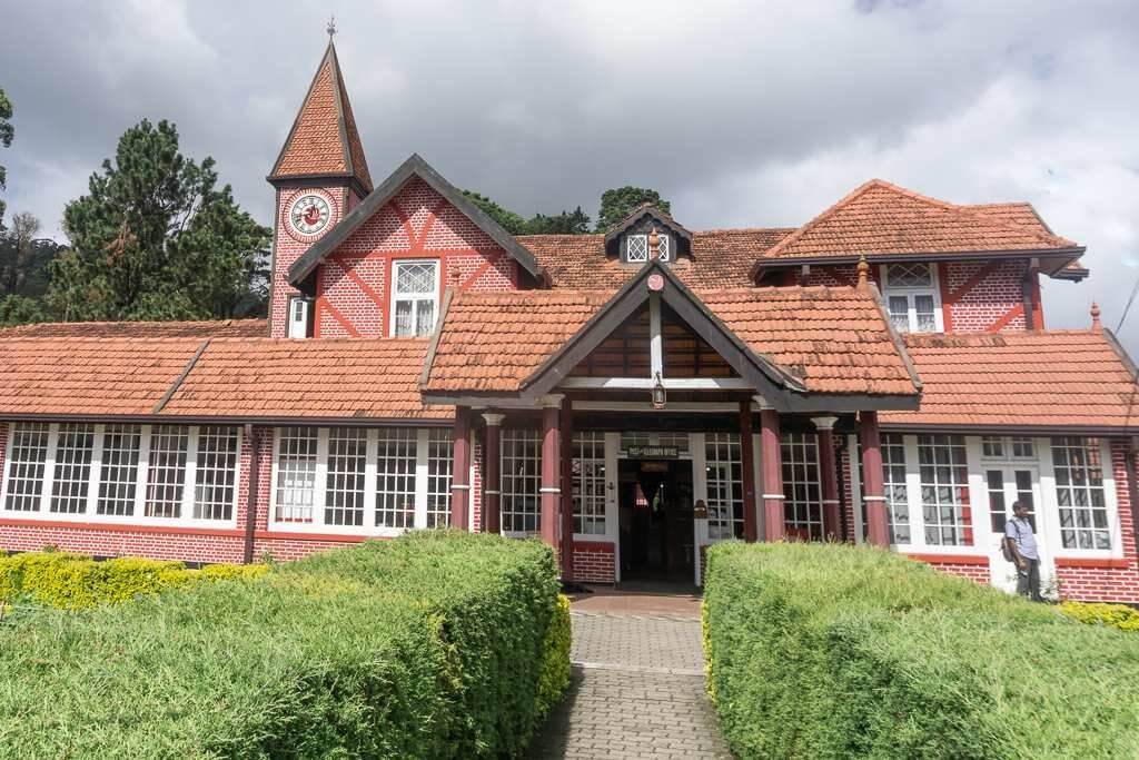 The iconic post office in the center of Nuwara Eliya