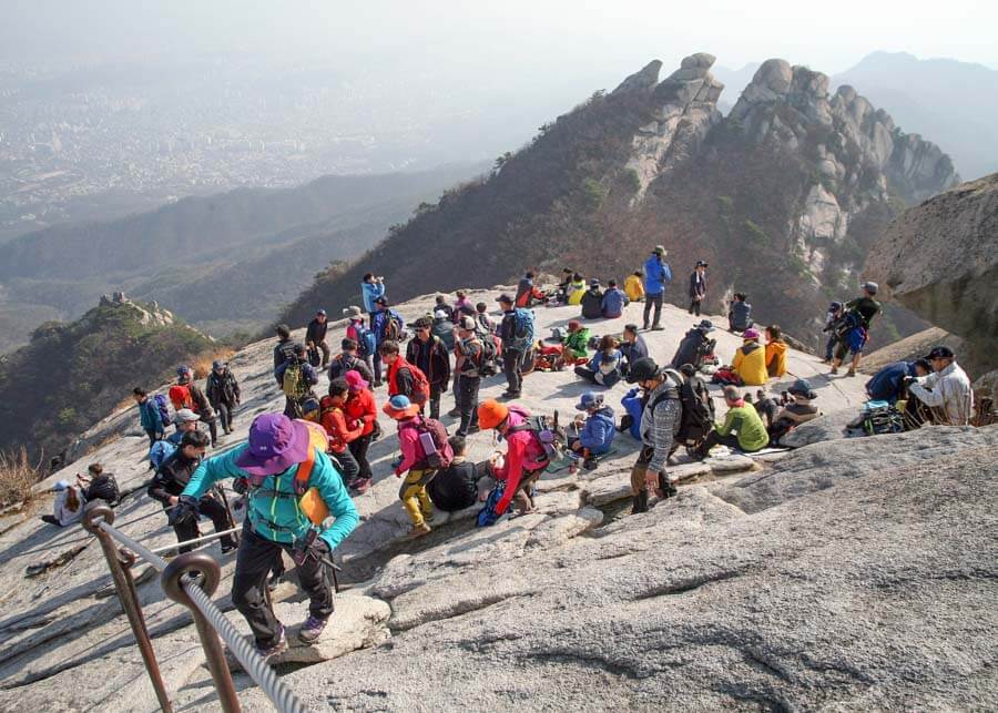 crowds at Baegundae Peak