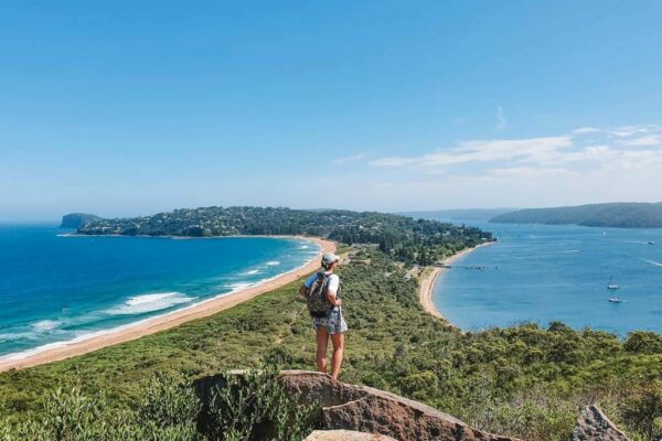 Guide To Palm Beach Lighthouse Walk in Sydney (And Best Things To Do)