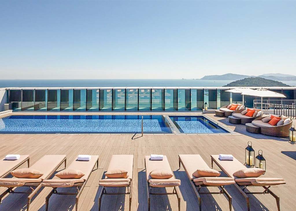 Rooftop pool at Shilla Stay in Busan
