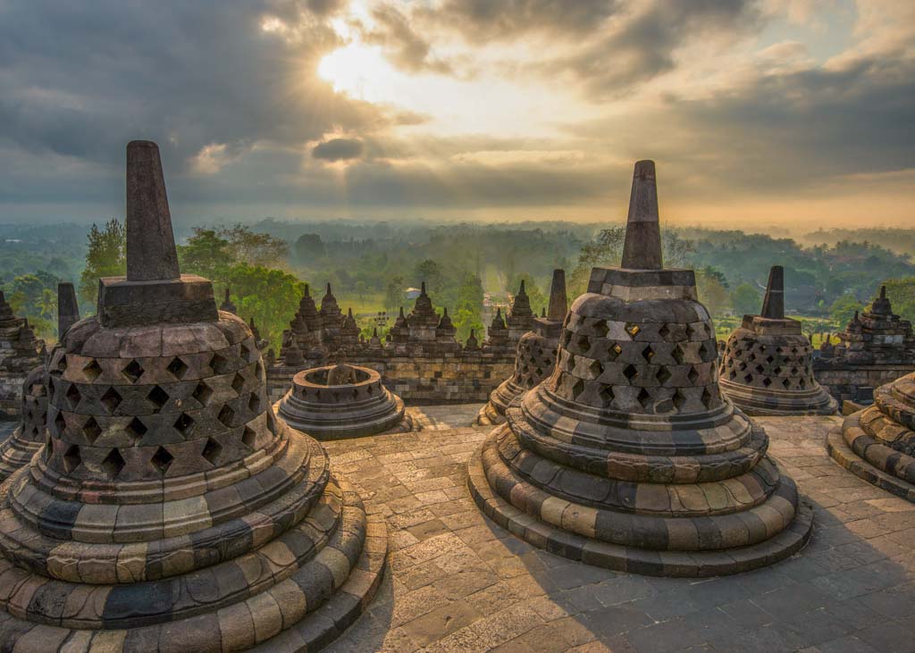 Borobudur Java at sunrise